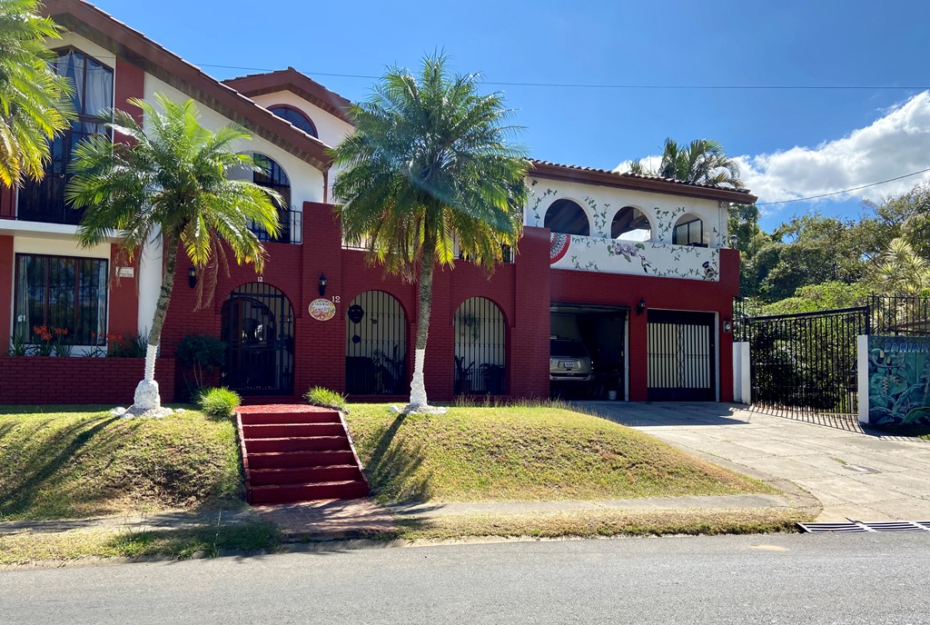 Cariari Bed and Breakfast