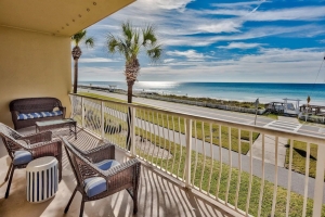 3BR/3BA Condo with Beautiful Views of the Gulf of Mexico 