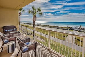 3BR/3BA Condo with Beautiful Views of the Gulf of Mexico